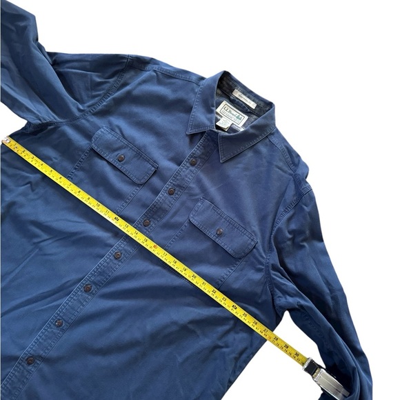 Vintage LL Bean Flannel Lined Button Down Shirt Navy Blue Mens XL REG - Picture 3 of 5